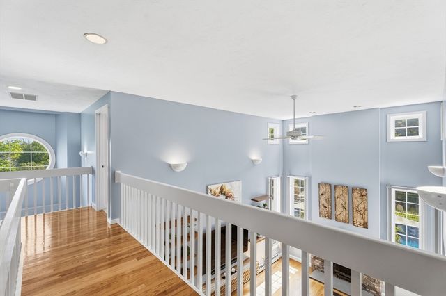 571 Linden St, Boylston, MA 01505