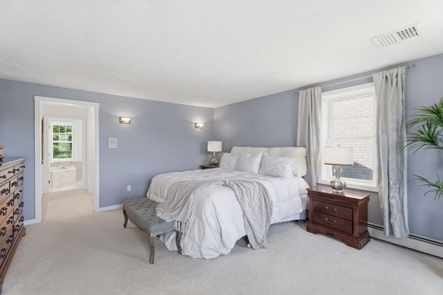 571 Linden St, Boylston, MA 01505
