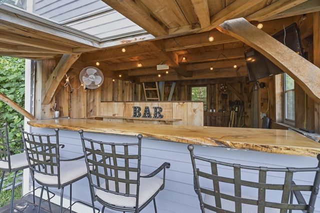 571 Linden St, Boylston, MA 01505