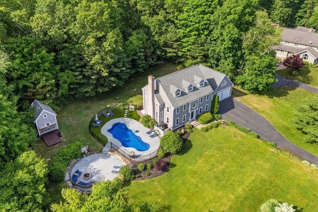 571 Linden St, Boylston, MA 01505