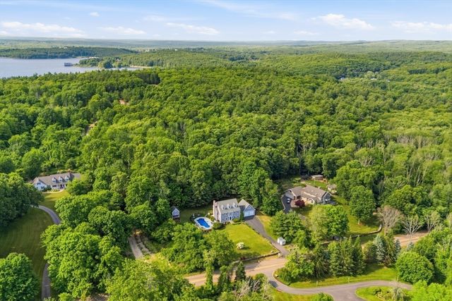 571 Linden St, Boylston, MA 01505