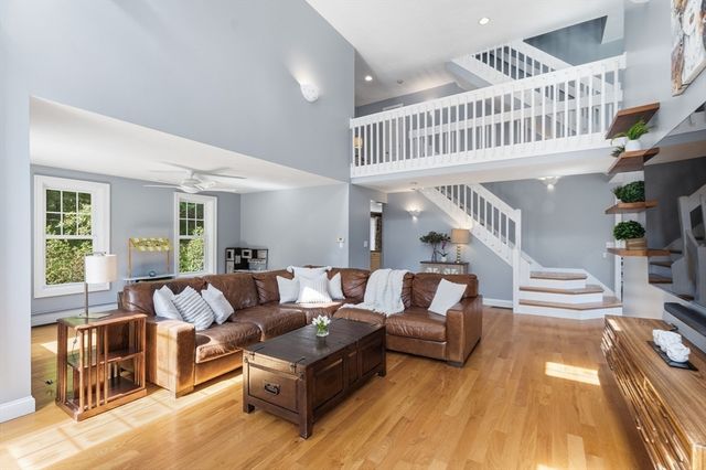 571 Linden St, Boylston, MA 01505