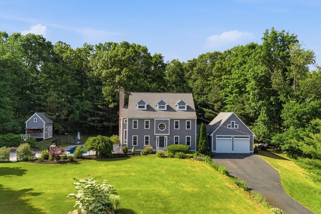 571 Linden St, Boylston, MA 01505