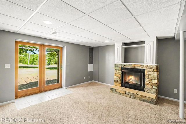 2647 Curdy Road, Howell, MI 48855