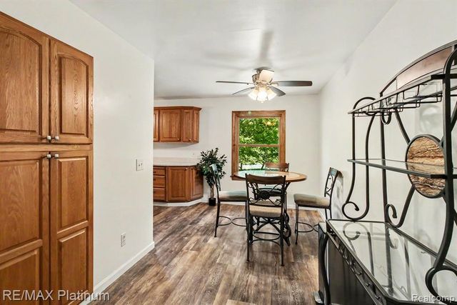 2647 Curdy Road, Howell, MI 48855