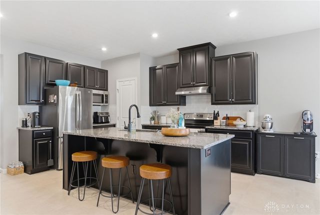 2799 Riverstone Drive, Xenia, OH 45385