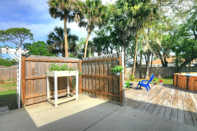 491 Carnival Terrace, Sebastian, FL 32958
