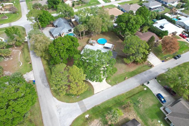 491 Carnival Terrace, Sebastian, FL 32958