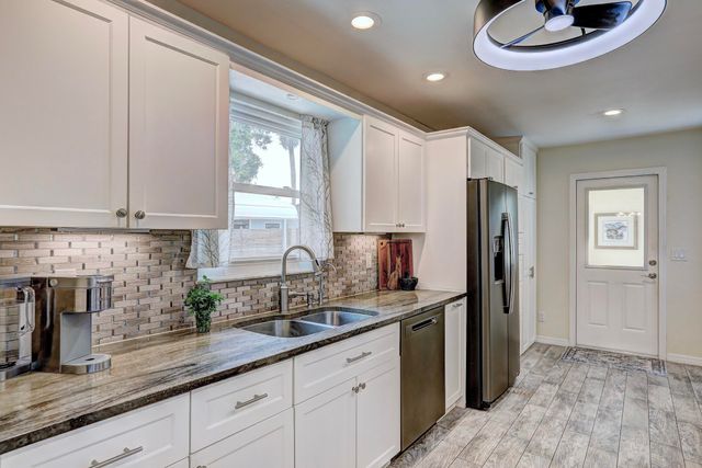 491 Carnival Terrace, Sebastian, FL 32958