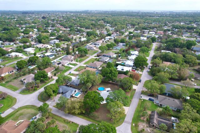 491 Carnival Terrace, Sebastian, FL 32958