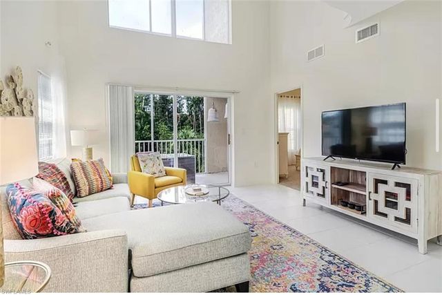 4450 Botanical Place CIR 6, Naples, FL 34112