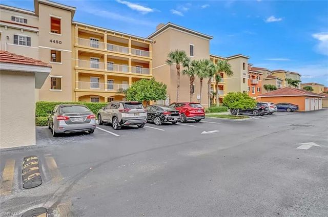 4450 Botanical Place CIR 6, Naples, FL 34112