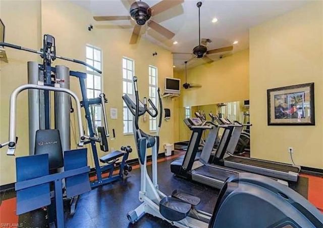 4450 Botanical Place CIR 6, Naples, FL 34112