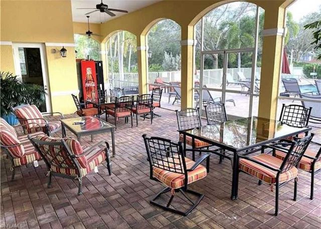 4450 Botanical Place CIR 6, Naples, FL 34112