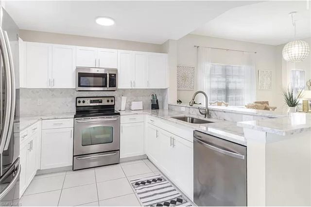 4450 Botanical Place CIR 6, Naples, FL 34112
