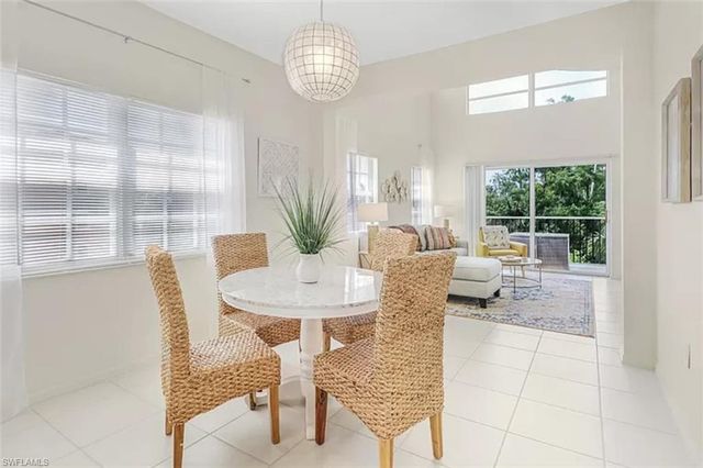 4450 Botanical Place CIR 6, Naples, FL 34112