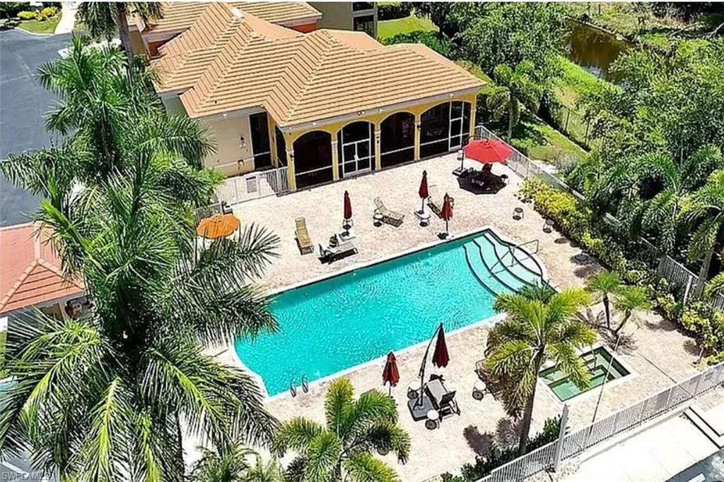 4450 Botanical Place CIR 6, Naples, FL 34112
