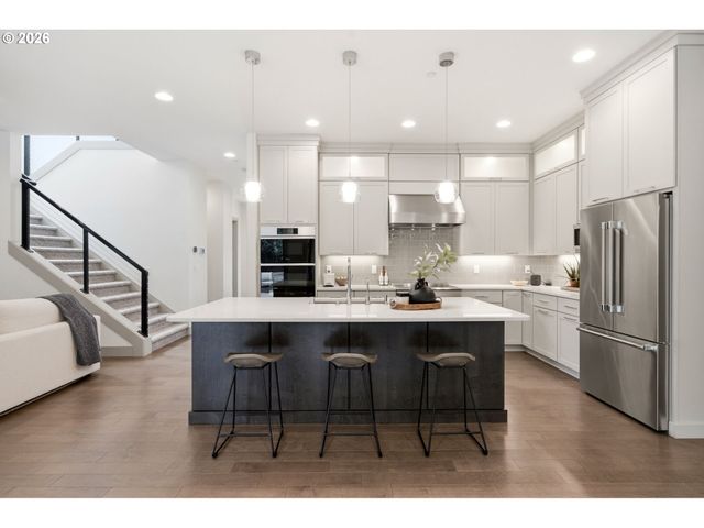 2012 Nw 44TH Ave, Camas, WA 98607