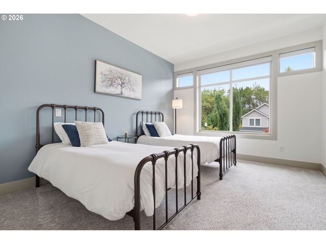 2012 Nw 44TH Ave, Camas, WA 98607