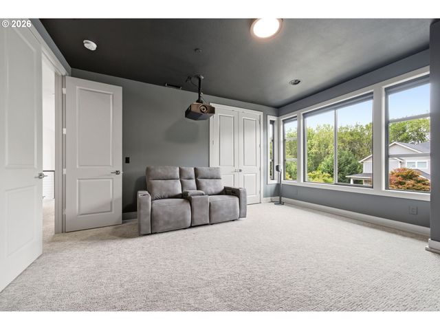 2012 Nw 44TH Ave, Camas, WA 98607