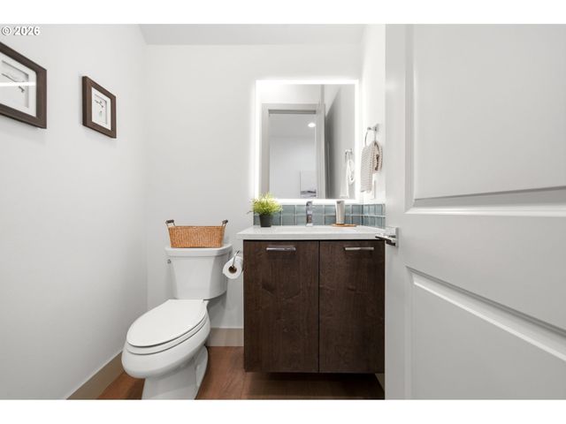 2012 Nw 44TH Ave, Camas, WA 98607