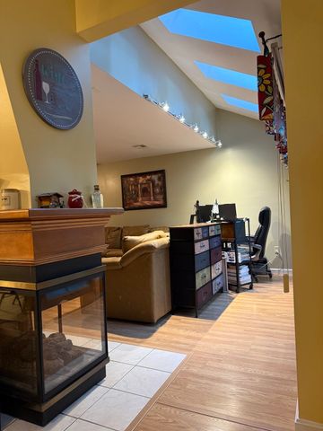 401 Ridgefield Cir 401D, Clinton, MA 01510