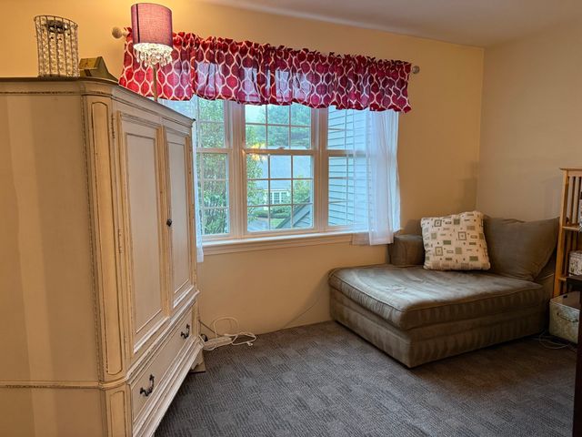401 Ridgefield Cir 401D, Clinton, MA 01510