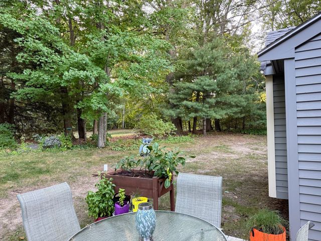 401 Ridgefield Cir 401D, Clinton, MA 01510