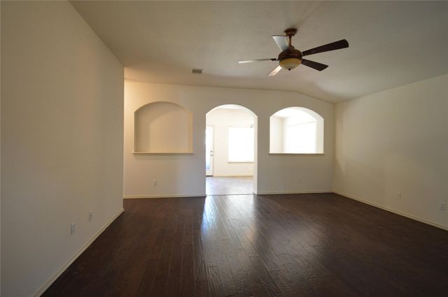 1440 Thibodeaux DR, Round Rock, TX 78664