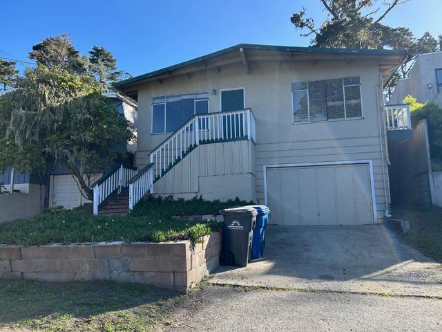 1247 Buena Vista Avenue, Pacific Grove, CA 93950