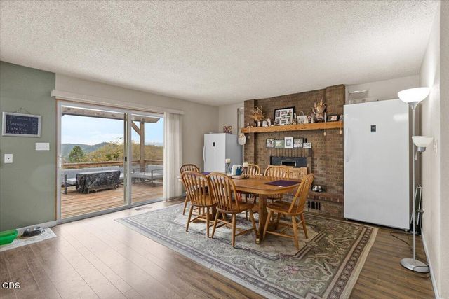 445 Colonial Drive 445 Colonial Drive, Grants Pass, OR 97526