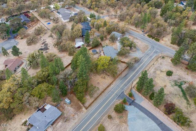 445 Colonial Drive 445 Colonial Drive, Grants Pass, OR 97526
