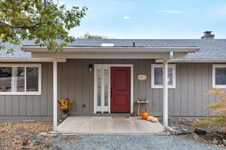 445 Colonial Drive 445 Colonial Drive, Grants Pass, OR 97526