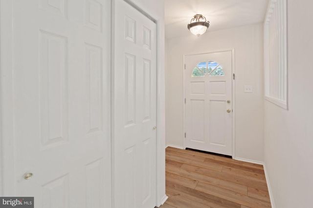 7106 JAYHAWK ST, Annandale, VA 22003
