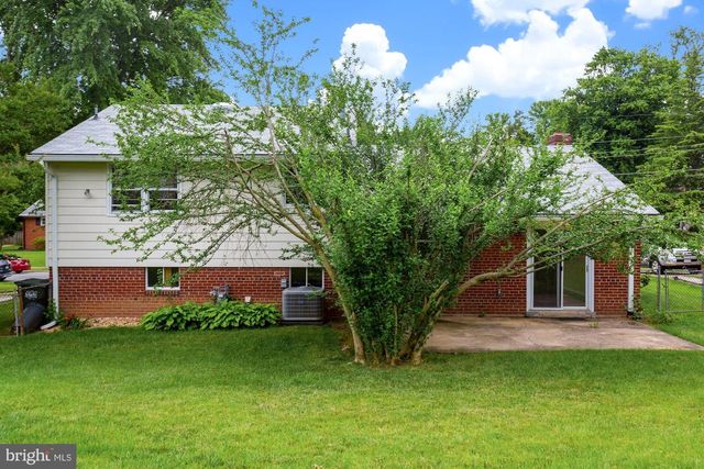 7106 JAYHAWK ST, Annandale, VA 22003