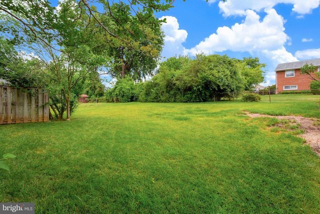 7106 JAYHAWK ST, Annandale, VA 22003