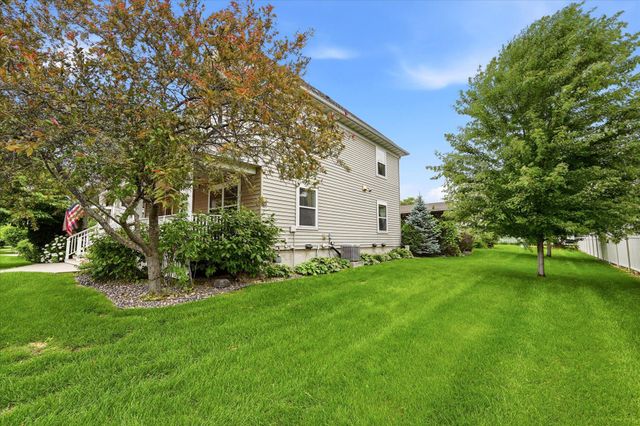 615 1st Avenue NW, Osseo, MN 55369