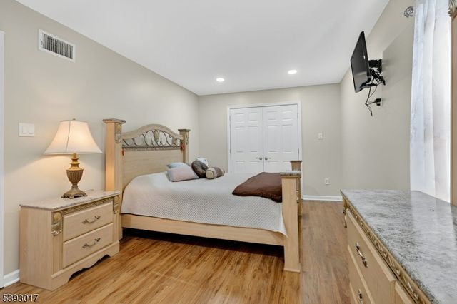870 Passaic Ave, Kearny Town, NJ 07032