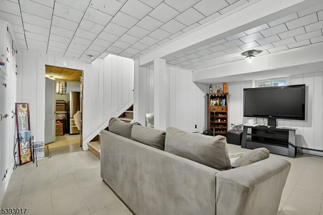 870 Passaic Ave, Kearny Town, NJ 07032