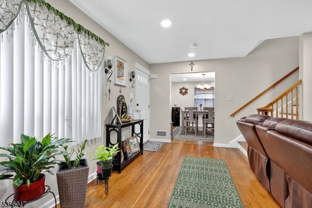 870 Passaic Ave, Kearny Town, NJ 07032