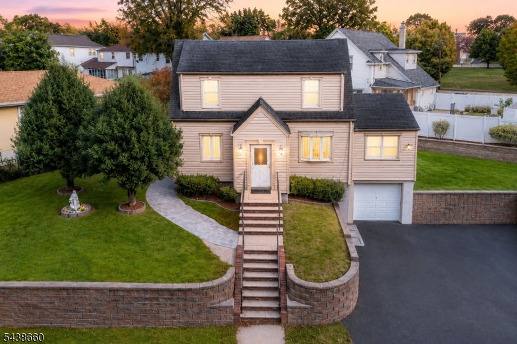 870 Passaic Ave, Kearny Town, NJ 07032