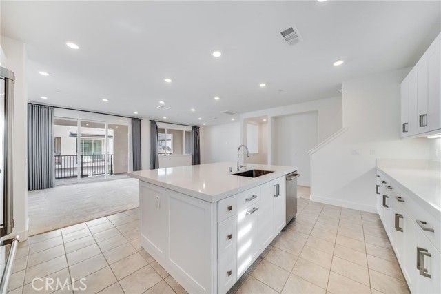 241 Culture, Irvine, CA 92618