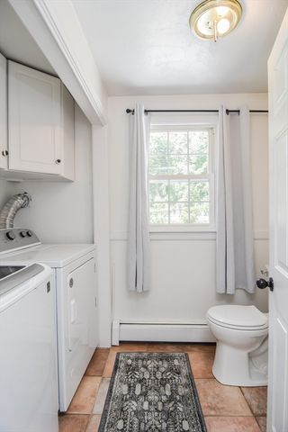 359 Se Main St, Douglas, MA 01516