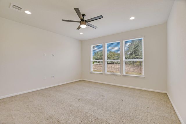 201 Hanging Star LN, Georgetown, TX 78633
