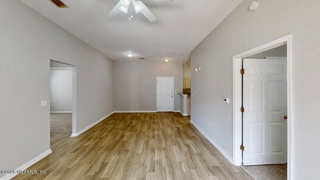 6100 MAGGIES Circle 102, Jacksonville, FL 32244