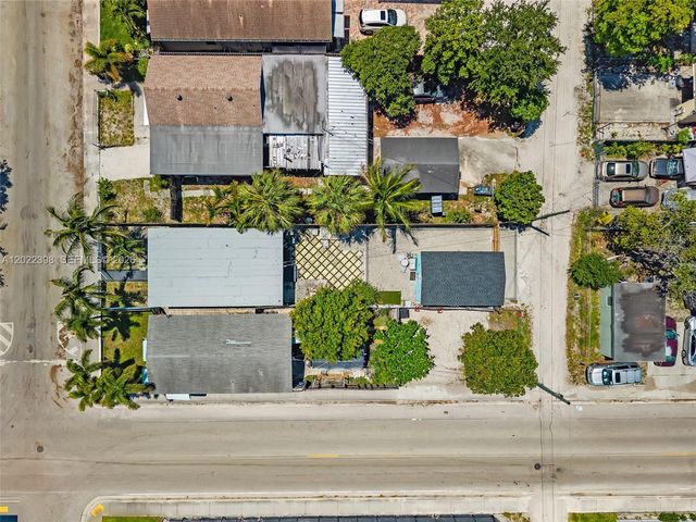 629 N F St, Lake Worth, FL 33460