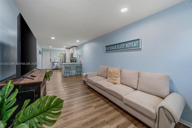 629 N F St, Lake Worth, FL 33460