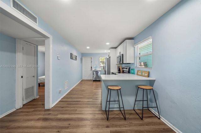 629 N F St, Lake Worth, FL 33460