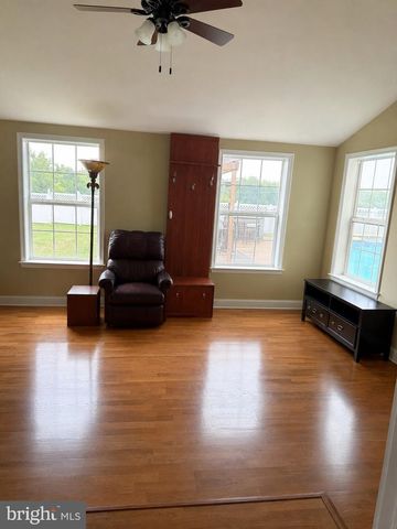 312 ALEXANDER CT, Chalfont, PA 18914