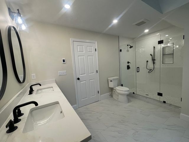 111 Squannacook Rd, Shirley, MA 01464